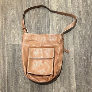 Hobo international light brown vintage Leather Shoulder Bag with side pocket